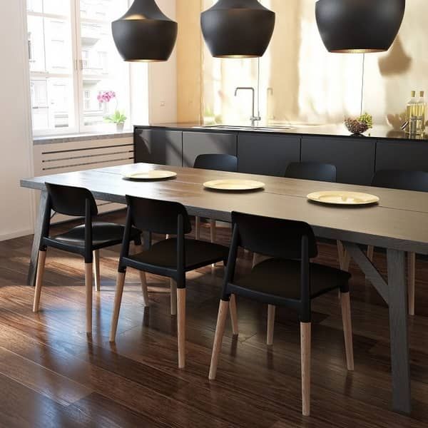Luna Plastic Chairs - Life Style