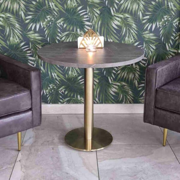 Cava Round Champagne Gold Base - Lifestyle